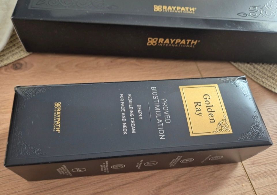 Golden Ray - krem nawilżająco-regenerujący  Golden Rey 50ml