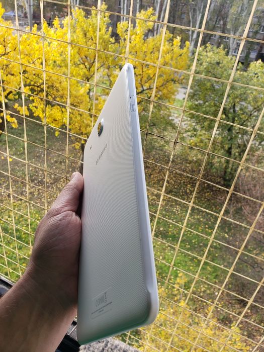 Продам планшет Samsung Galaxy tab