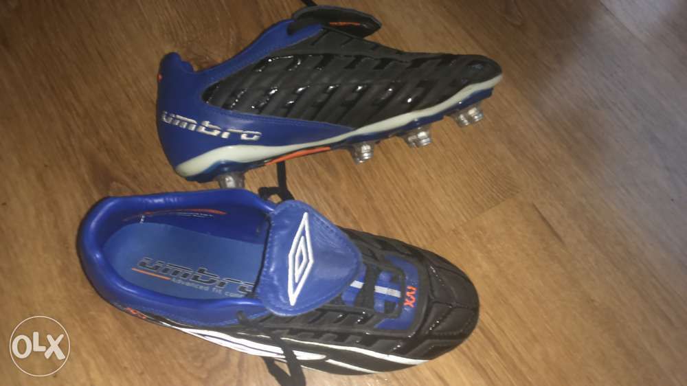 Buty korki dziecięce UMBRO