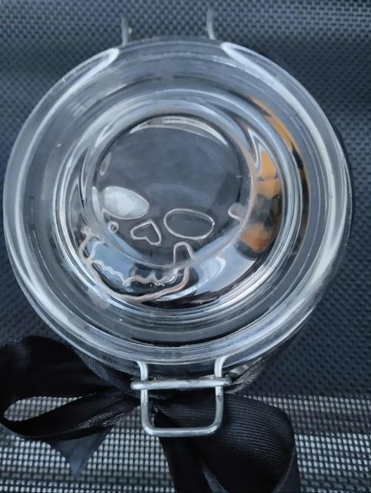 Słoik z biżuterią niespodzianka box mystery jar glam rock czachy krzyz