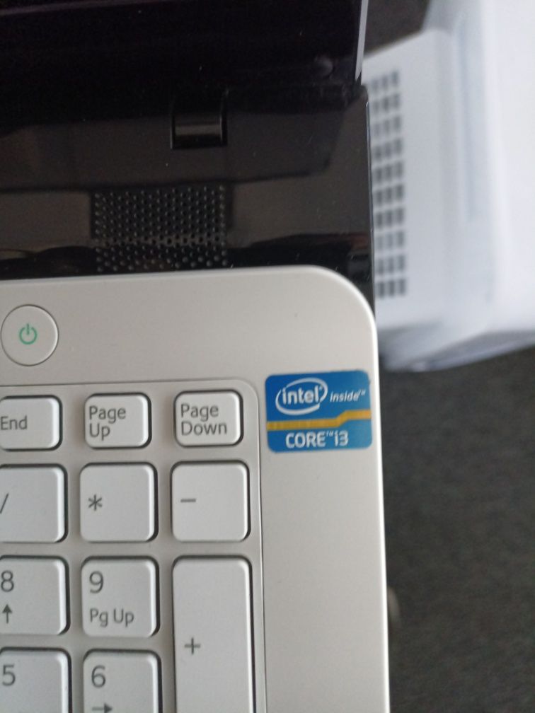 Laptop Sony Vaio  SVE171E11M SSD 256