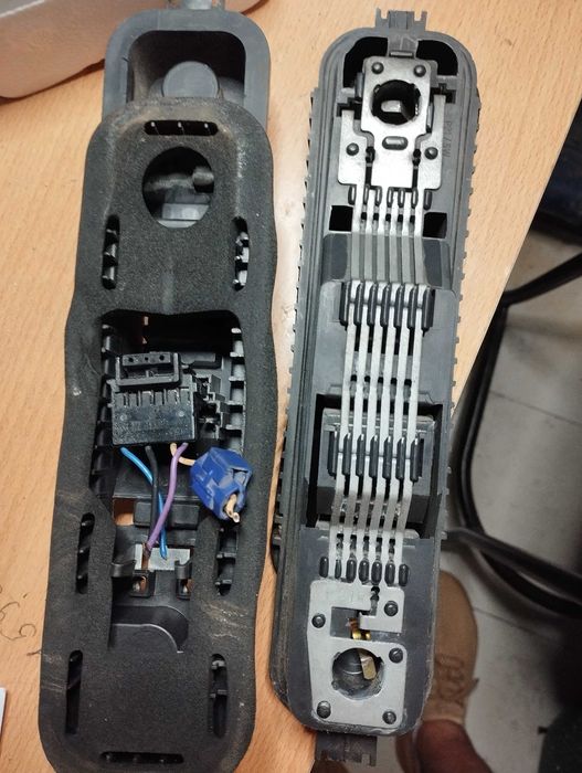 Support lâmpada stop traseiro Renault Traffic 2