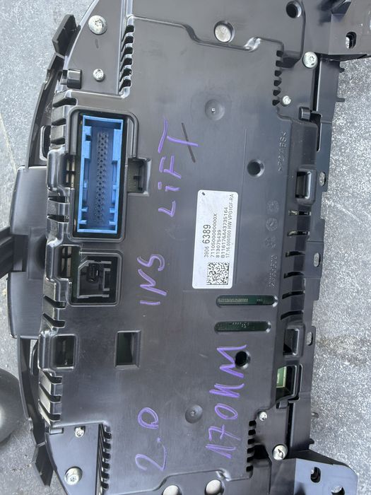 Opel insignia A lift licznik digital europa cyfrowy wyświetlacz