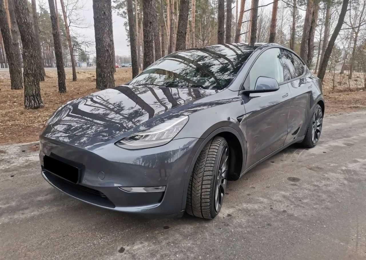 Tesla Model Y 2020