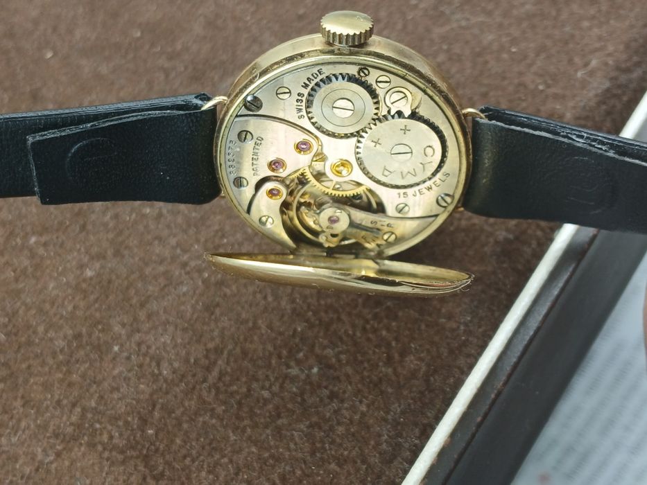 Zegarek damski  cyma  mechaniczny zloty