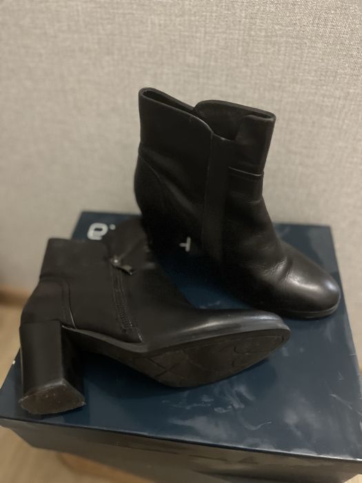 Ботильйони, черевики Braska