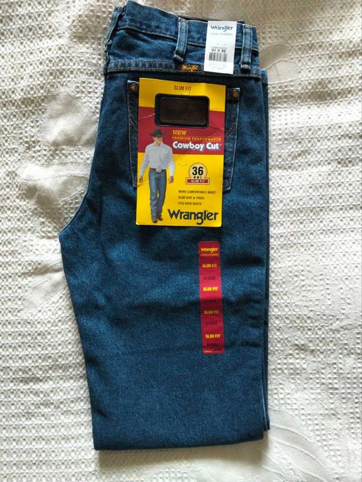 Wrangler 36MWZDS W30L32 Premium Performance Cowboy Cut Slim Fit Jean