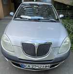 Продам економну та стильну Lancia Ypsilon 1.4 (95 к.с.)