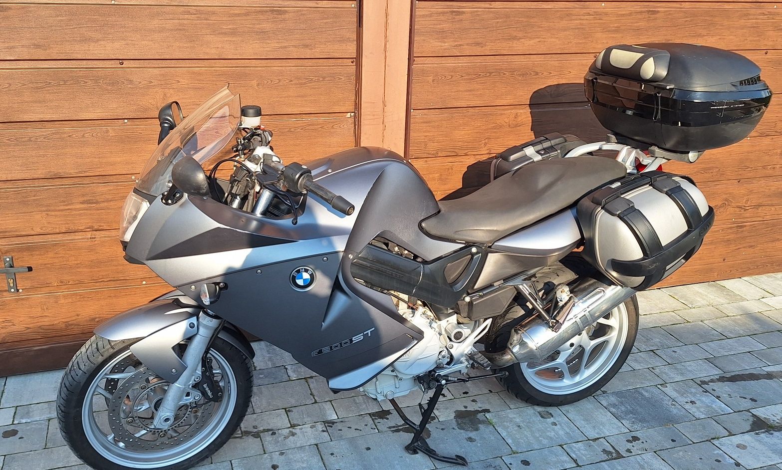 BMW F 800 ST nowe opony
