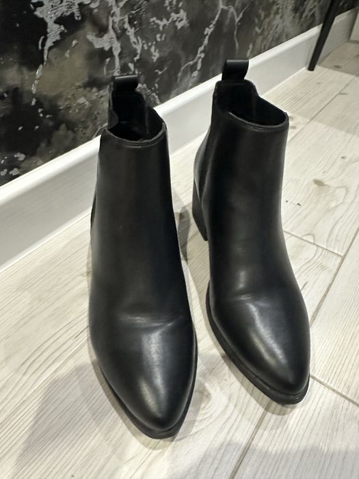 Ботінки жіночі 39 р M WONE