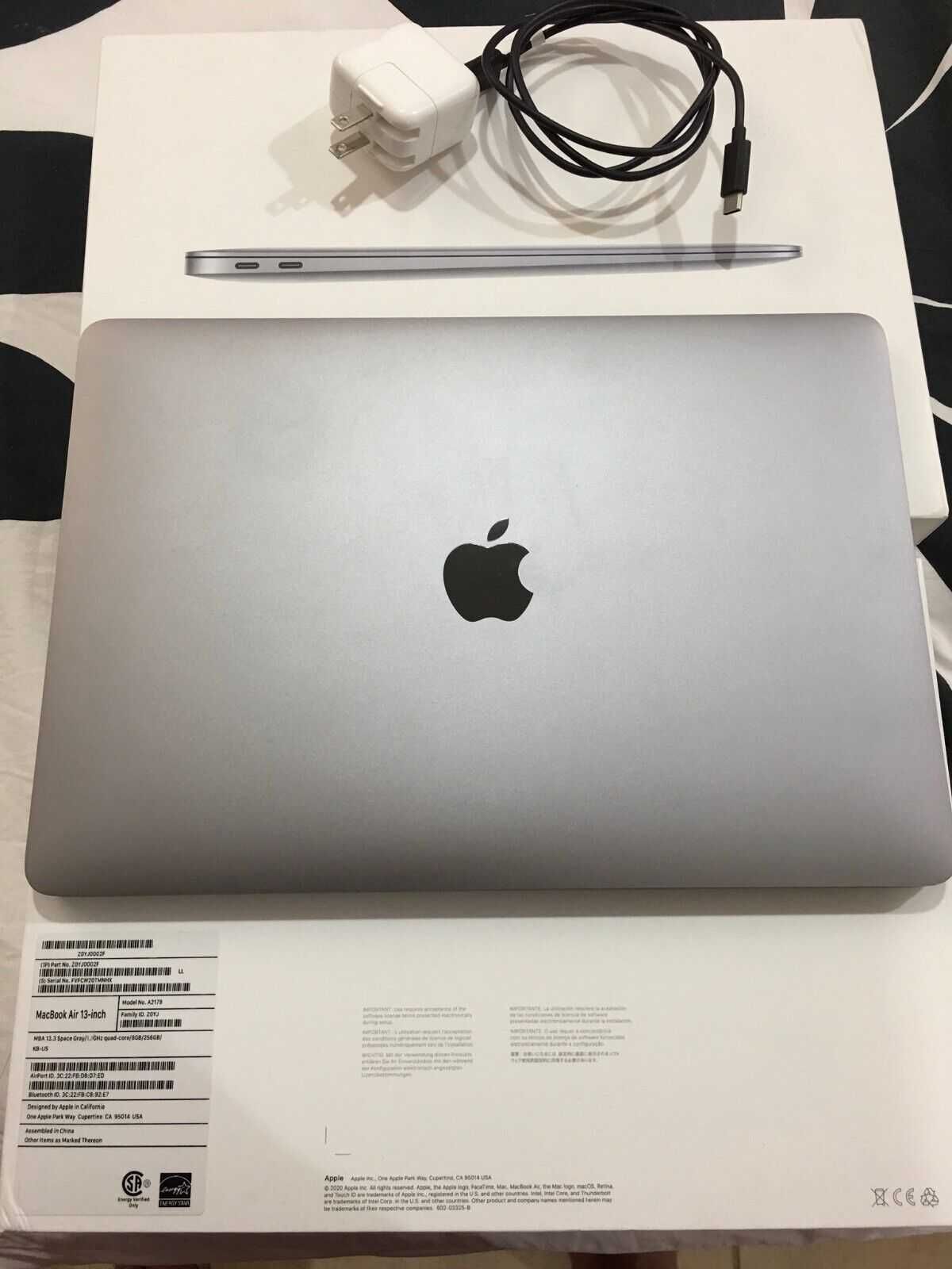 MacBook Air Retina 13.3 (2019) - Core i5 - 8GB SSD 128GB - Como novo