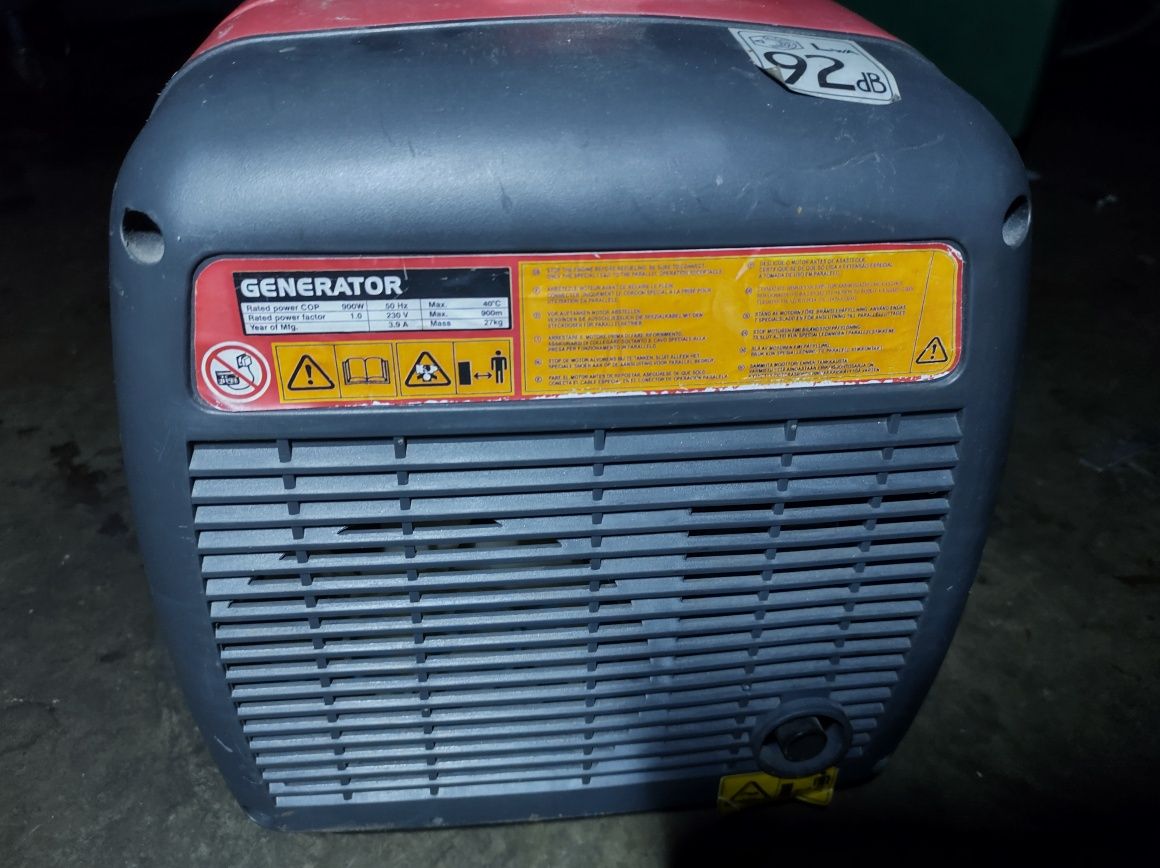 Generator prądu 900w czterosuwowy cichy