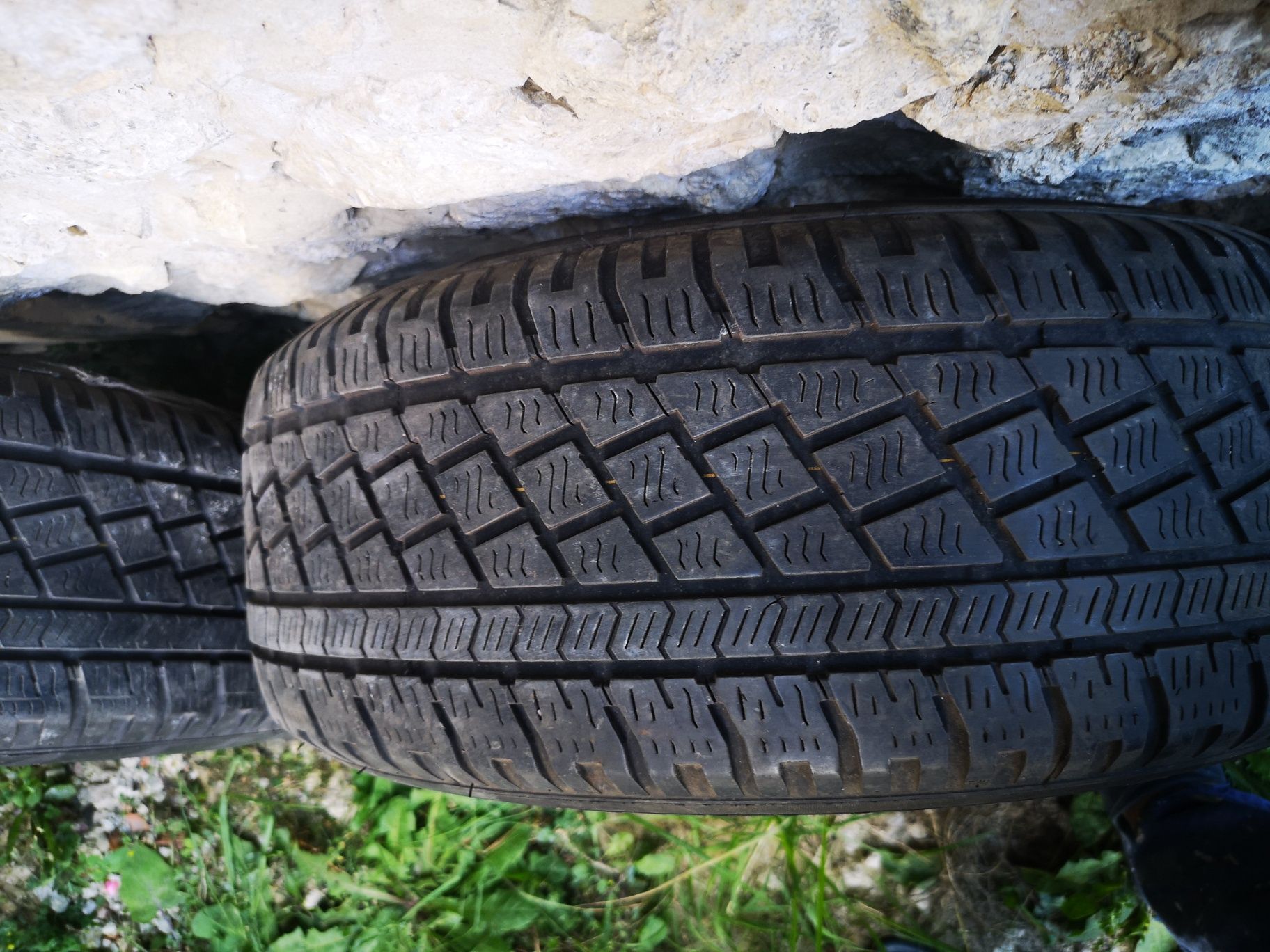 Шини r15 "Pirelli".3шт. Диски металеві r15.