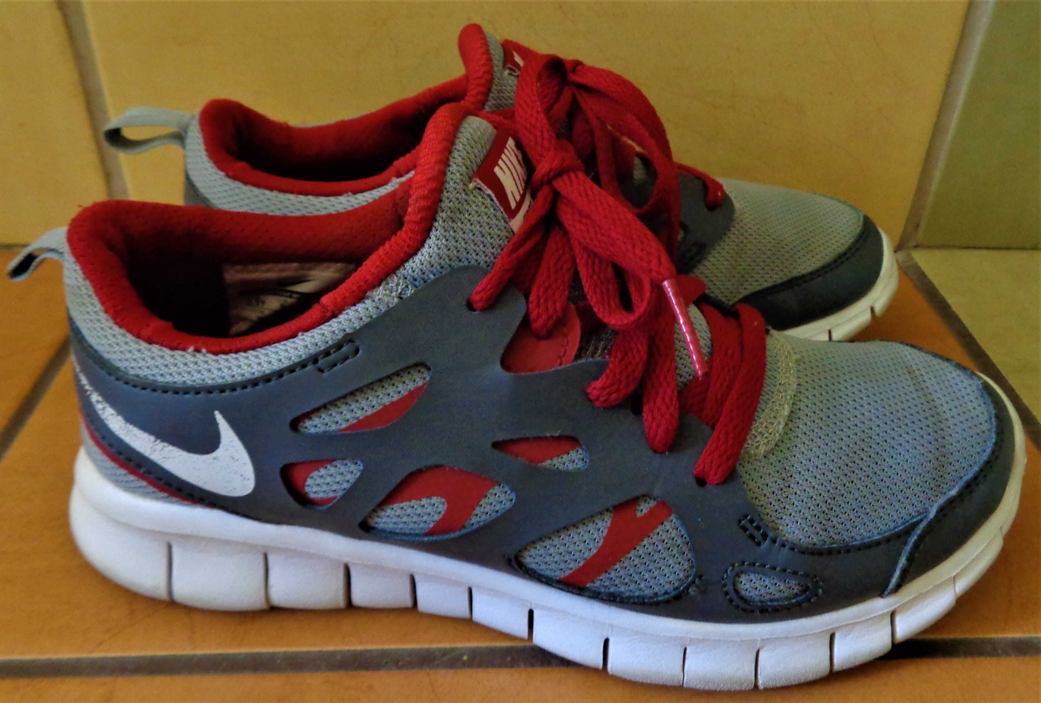 NIKE FREE RUN 2 damskie buty sportowe R. 38 wkł. 24 cm stan idealny.