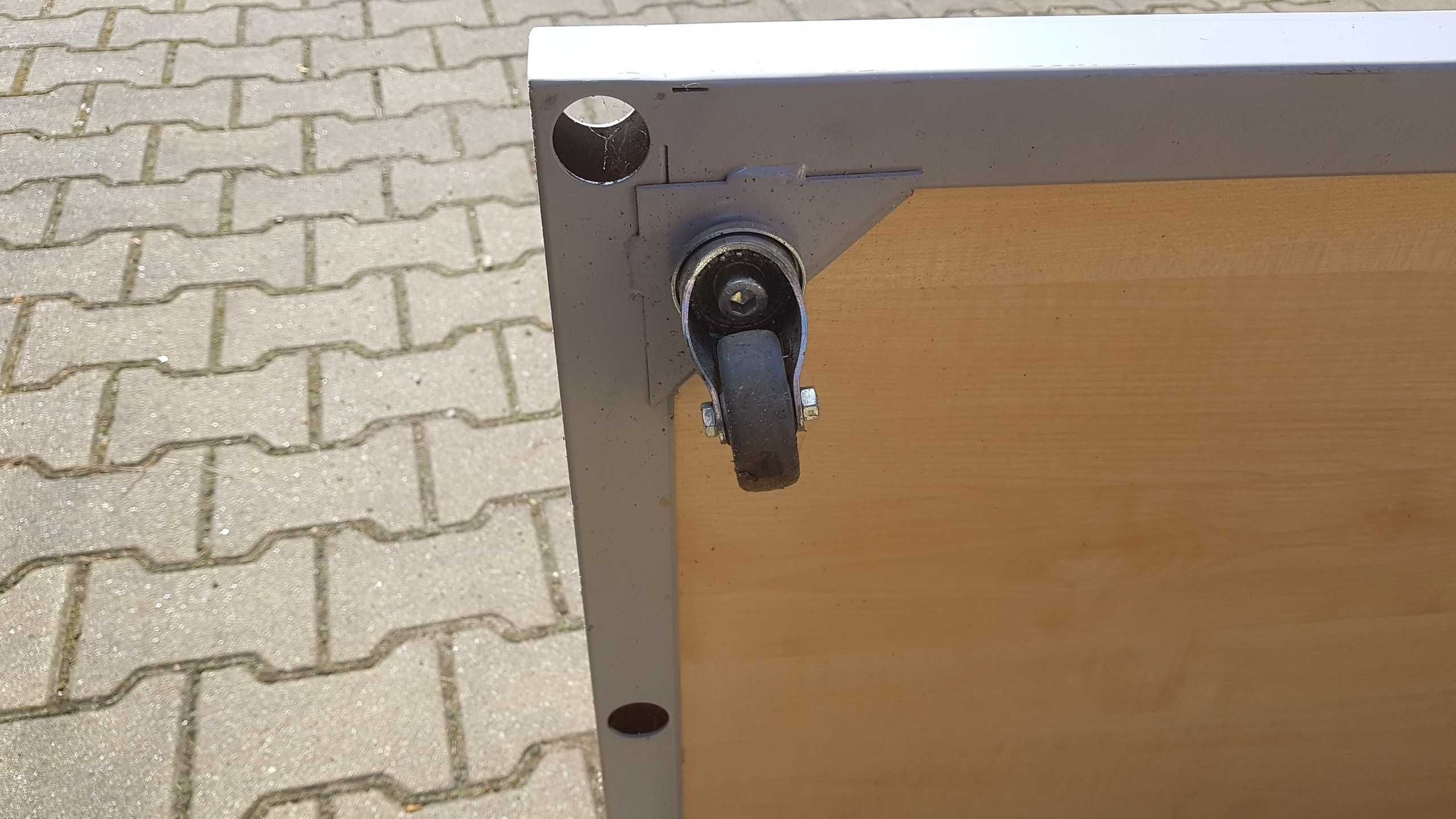 Platforma transportowa na kołach