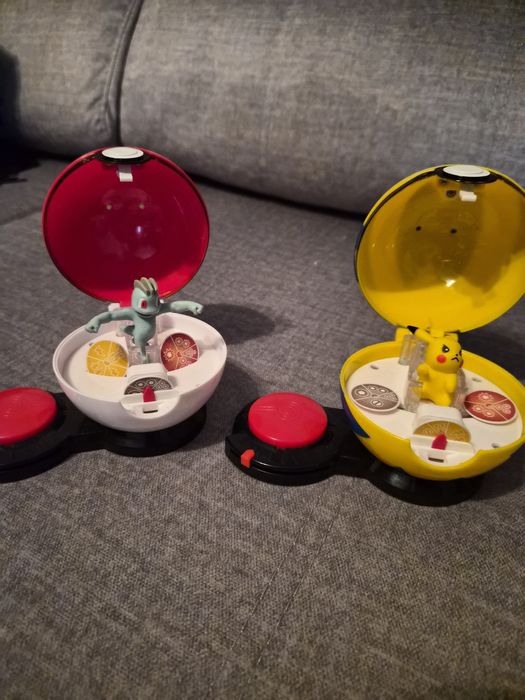 Pokemon ataque surpresa oferta de uma bola pokemon