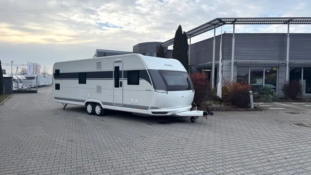 Hobby 720 KWFu Prestige  Truma Combi 6e | Ogrzewanie podłogowe | Łóżko piętrowe