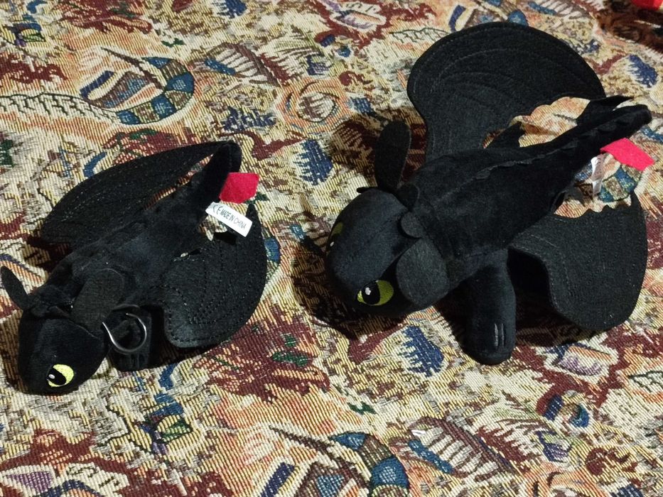 Беззубик на машину авто черный белый дракон how to train your dragon