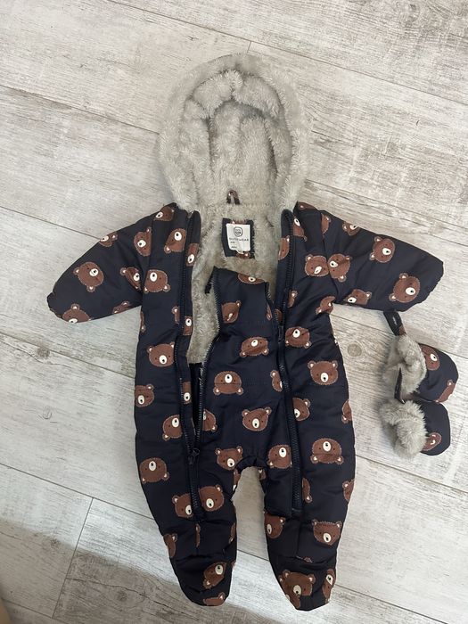 Зимовий комбінезон