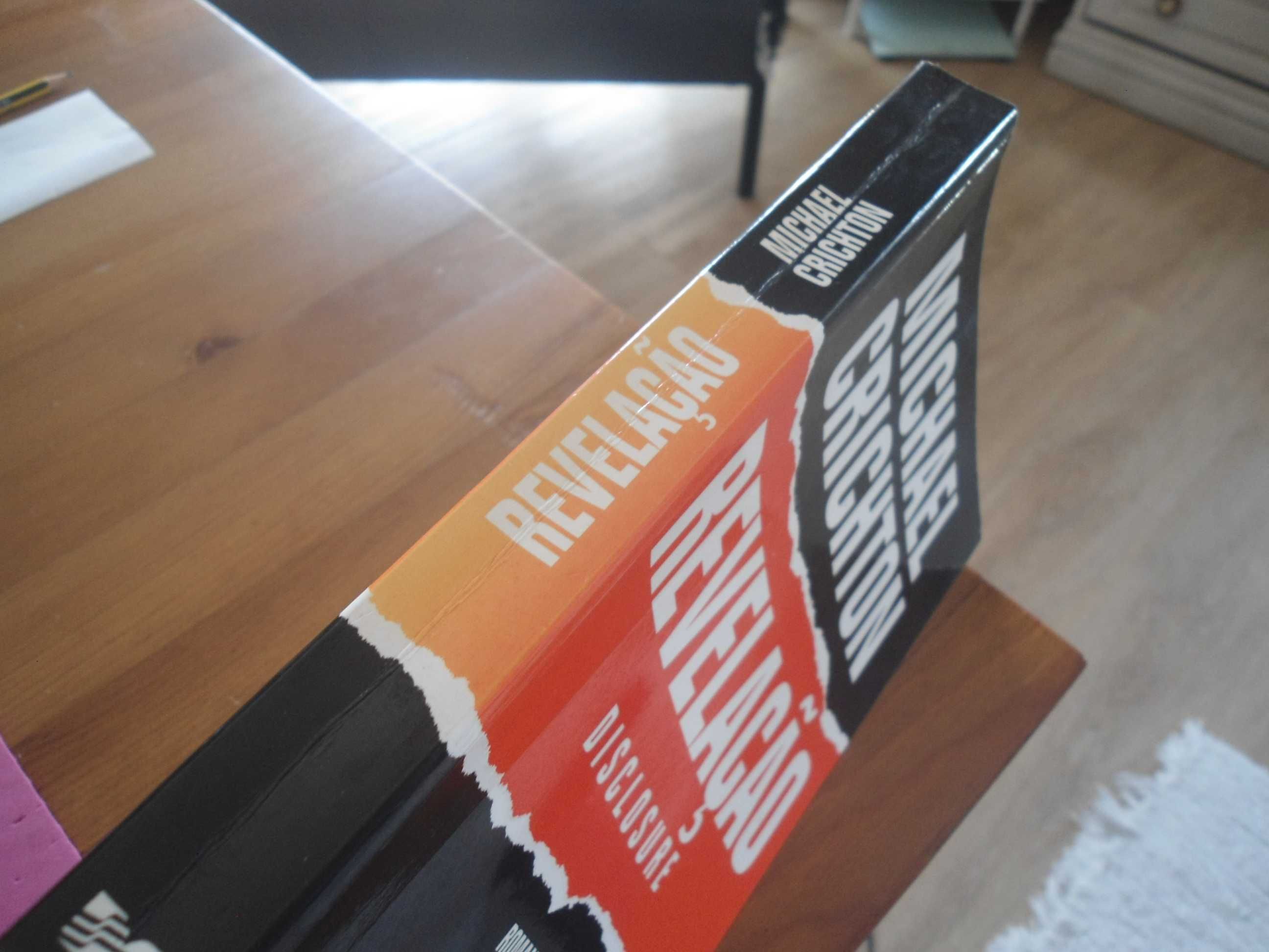 Revelação por Michael Crichton
