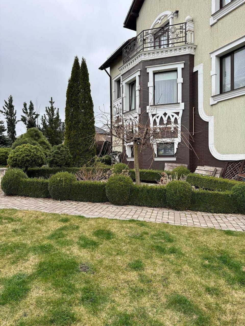 Продаж будинку з ділянкою на 20 соток,Озерна.площа 444 кв.м, 5 кімнат.
