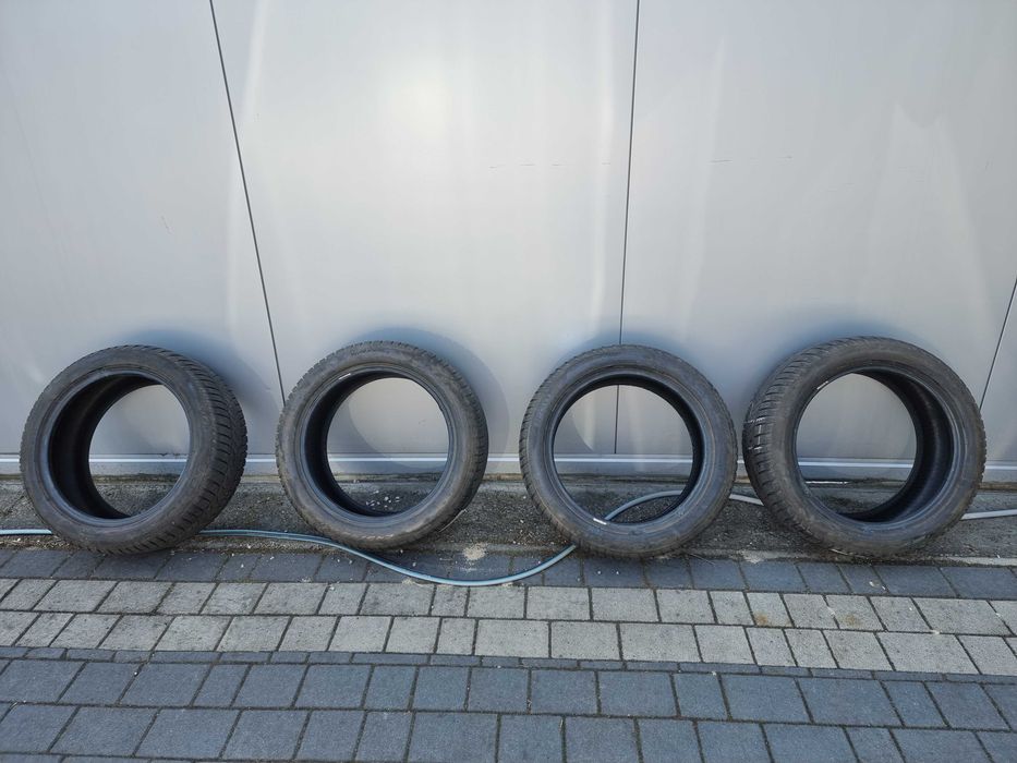 Komplet opon zimowe Pirelli Sottozero 3 - 245/45 R18 Runflat używane