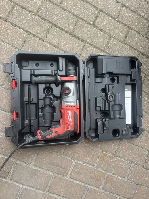 Milwaukee ph 26 wiertarka udarowa sieciowa