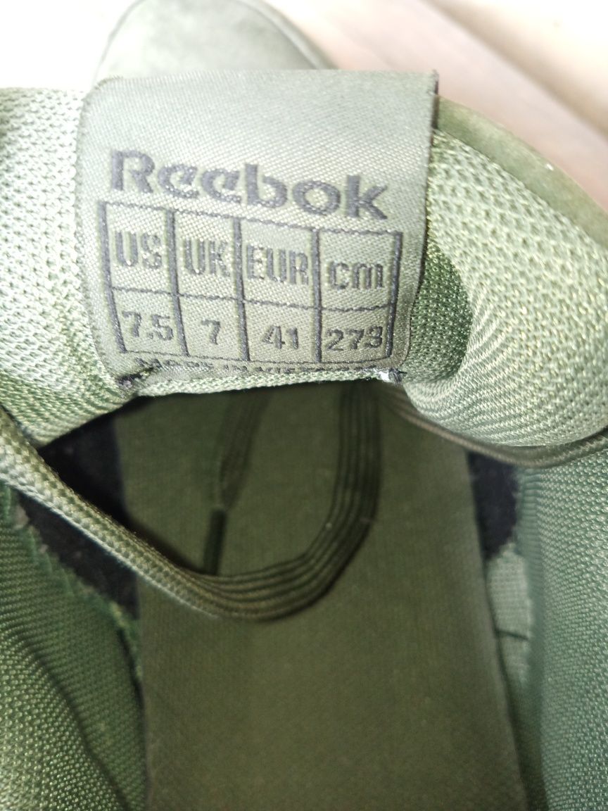 Кросовки Reebok натуральная кожа-замш р.40