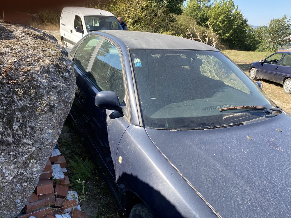Audi A4 tdi 1998 para pecas inteiro