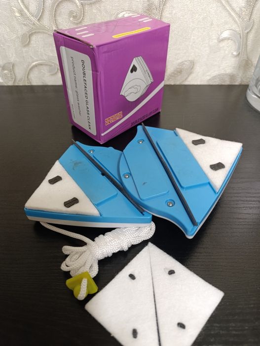 Магнитная щётка для окон