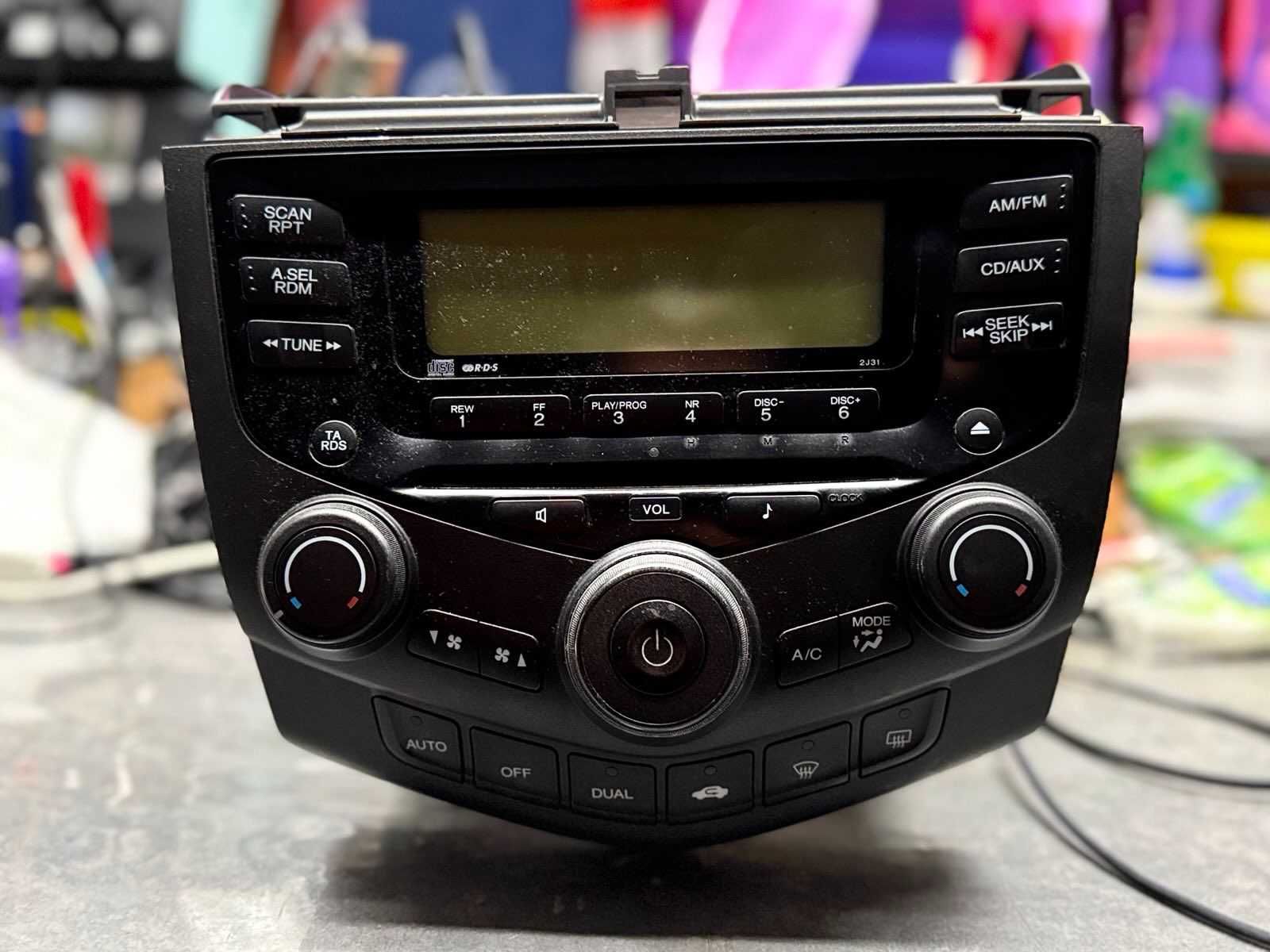 Fabryczne Radio Cd AC Honda Accord RG723RD