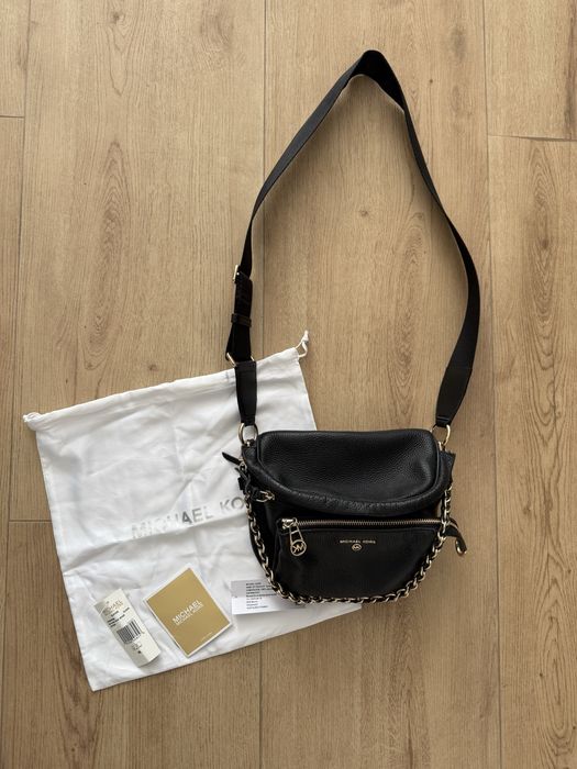 Чорна шкіряна кожаная сумка сумочка бананка Michael Kors