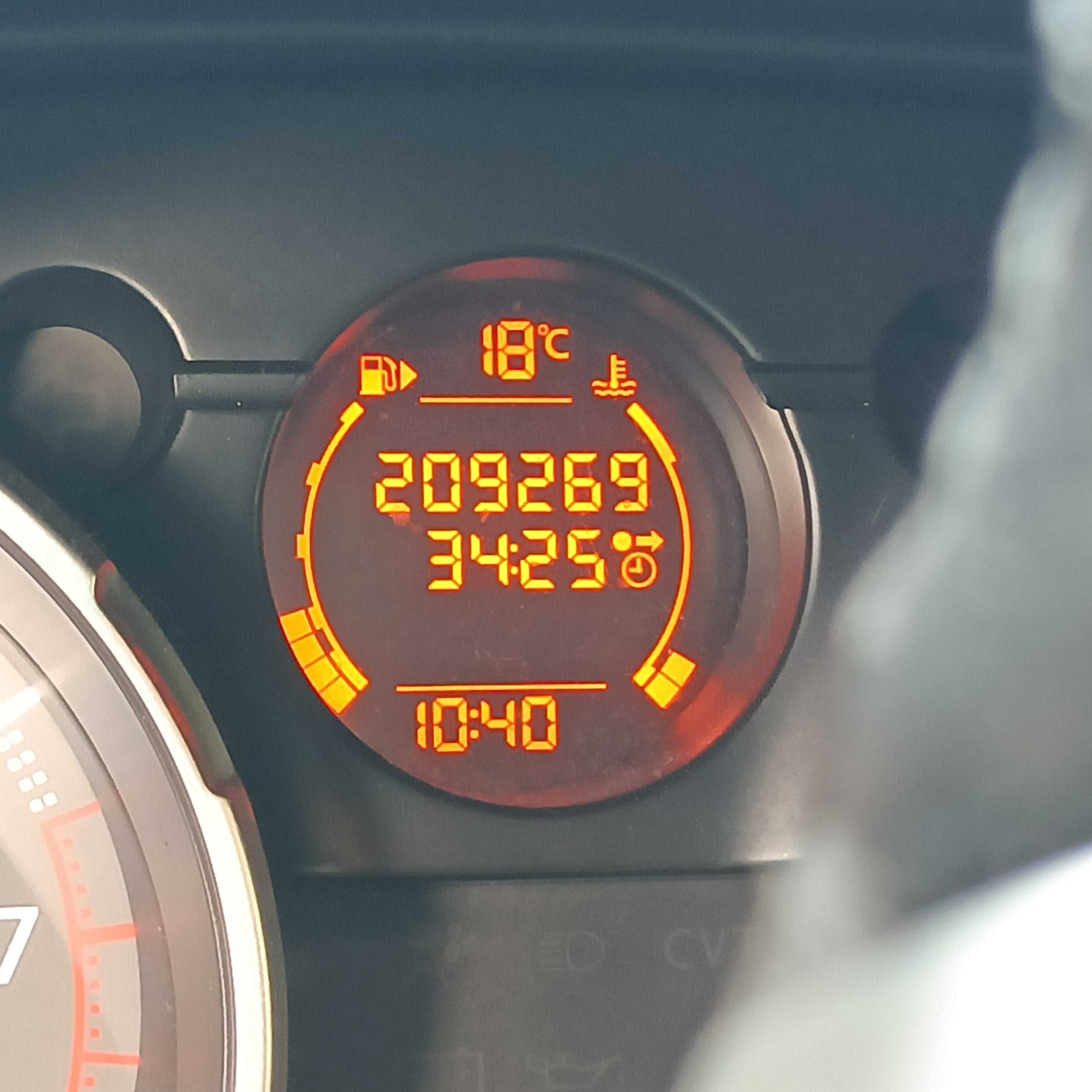 Sprzedam Nissan  Qashqai+2