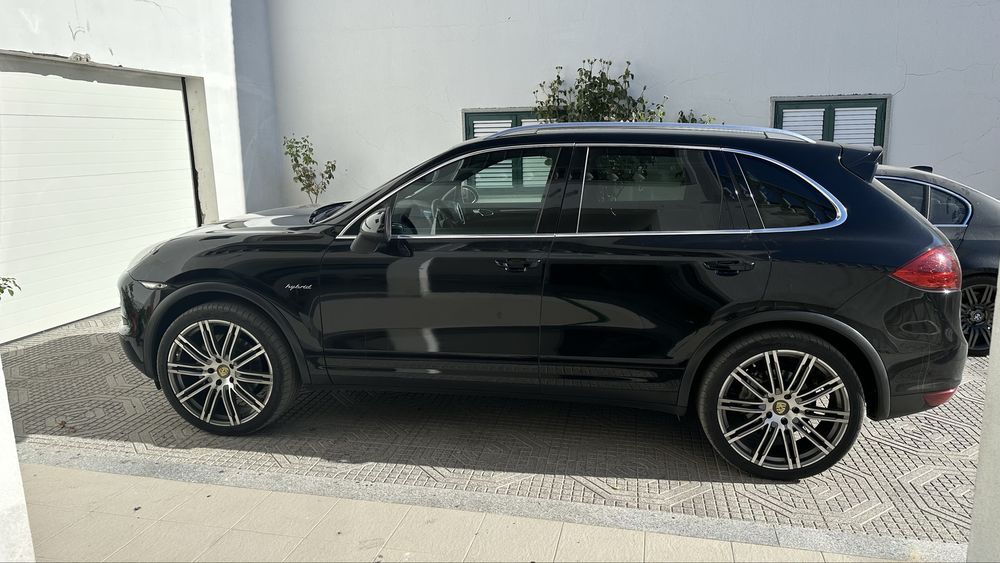 Cayenne S Hibrid 3.0