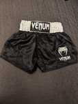 Szorty Venum tajki boks tajski Muay Thai spodenki M