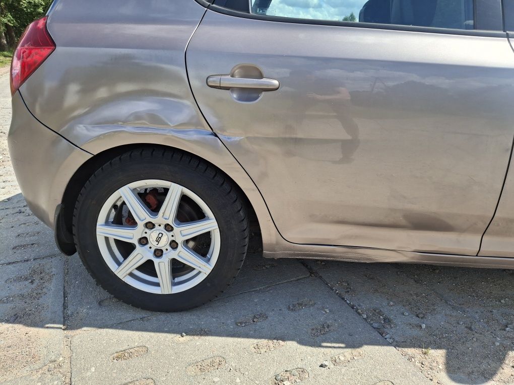 Kia Ceed 1.6crdi 2007r *opłaty na rok*Oszczędny*