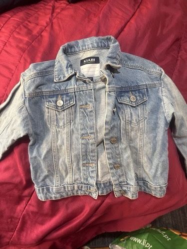 Vários casacos rapaz 6/8 anos