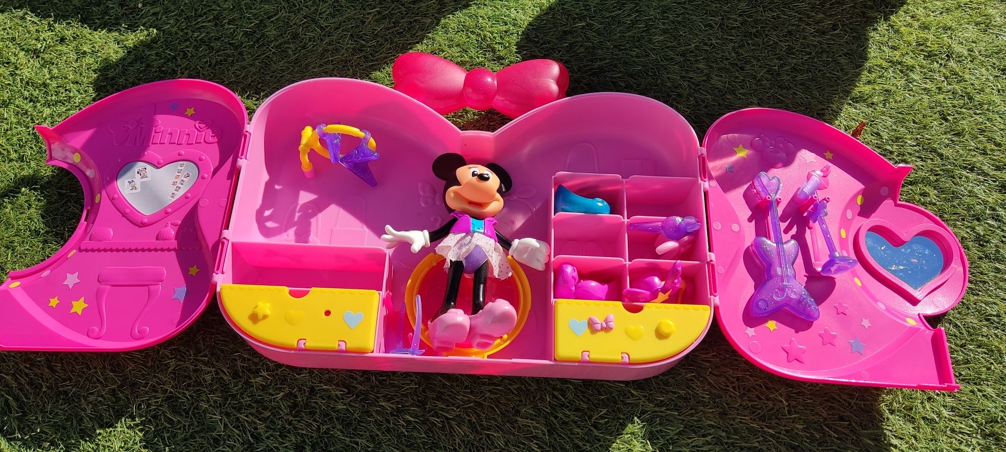 Vários brinquedos criança bebe