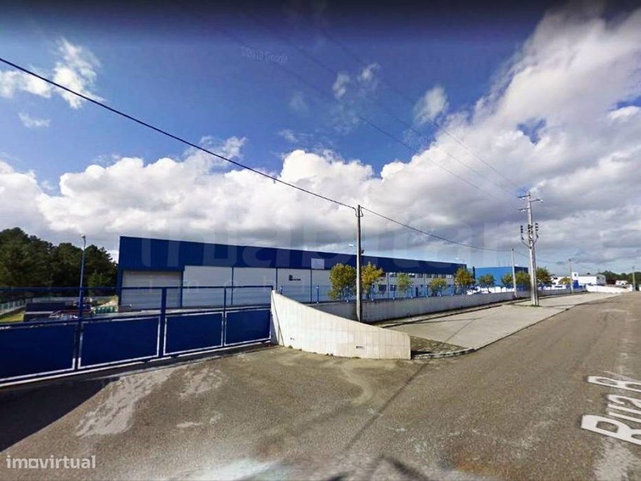 Armazém Industrial com 4.490 m2 implantado em lote com 10.000 m2