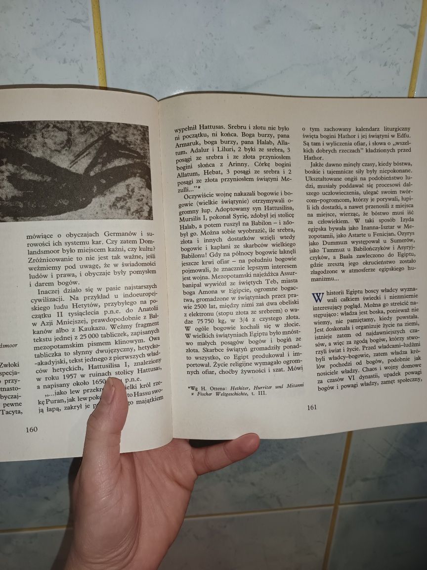 Jak człowiek stworzył bogów 1985 ksiazka