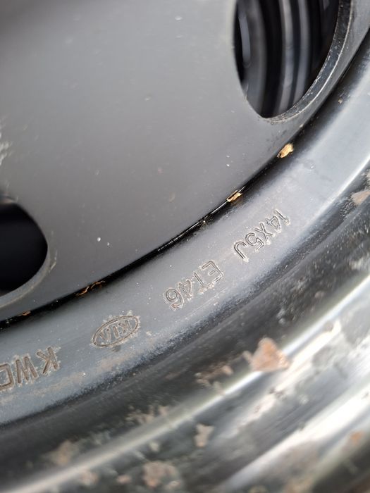 Колеса в сборе.  Киа. 4/100/14. J5. Et46. Dia54,1. Шины  175/60/14.