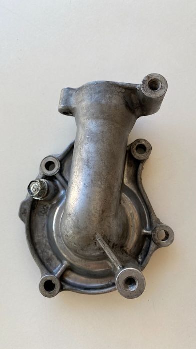 Tampa da bomba de água para Honda Africa Twin
