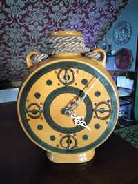 Ceramiczny zegar wazon