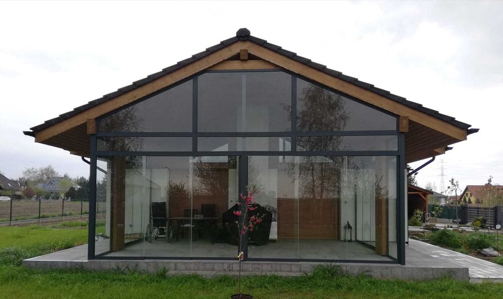 Zadaszenia tarasu ściany przesuwne szkło aluminiowe pergola oranżeria