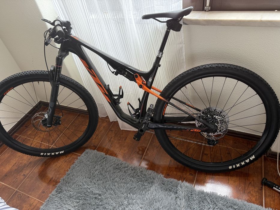 Bicicleta KTM scarp semi nova