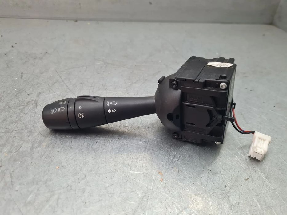 Manípulo de luzes RENAULT Twingo III (BCM_)