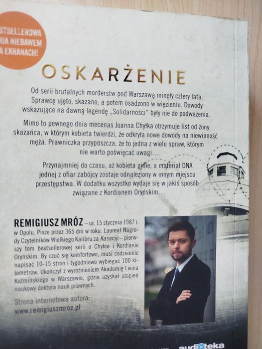książka 'oskarżenie' Remigiusz Mróz Chyłka