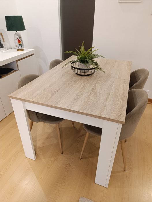 Mesa de jantar extensível