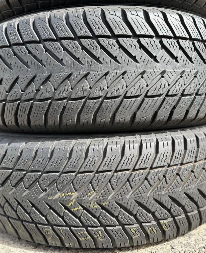 Goodyer 245/70 r16