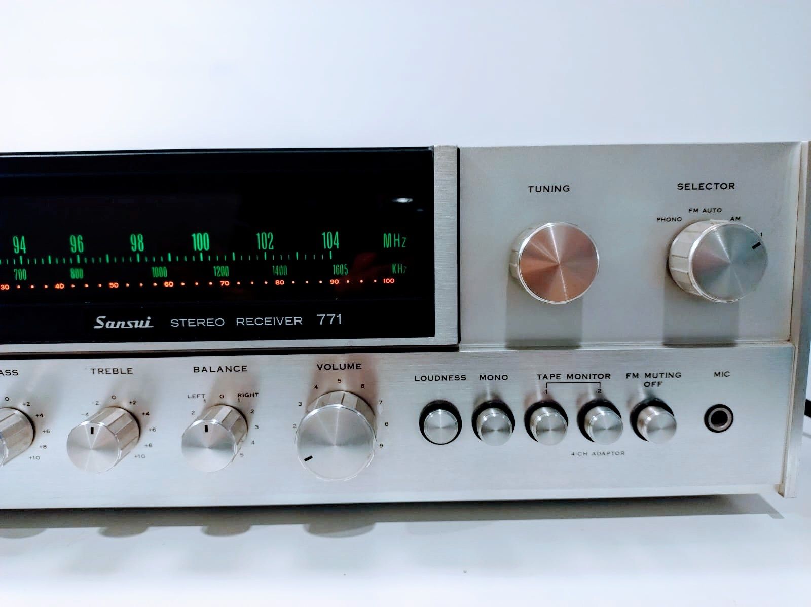 Sansui 771 amplituner